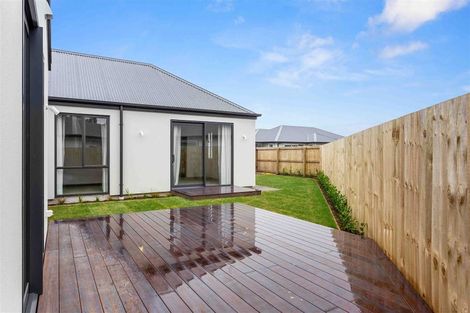 Photo of property in 22 Mcquillan Avenue, Woodend, 7610