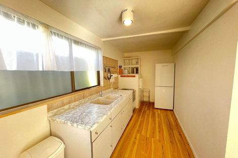 Photo of property in 18 King Richard Place, Browns Bay, Auckland, 0630