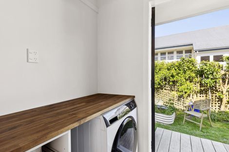 Photo of property in 57f Clare Street, Cambridge, 3434