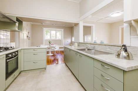 Photo of property in 10a Sturdee Road, Manurewa, Auckland, 2102