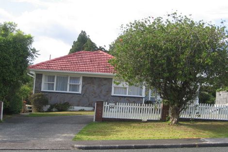 Photo of property in 49 Moore Street, Hillcrest, Auckland, 0627