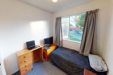 Photo of property in 20 Grenville Street, Levin, 5510