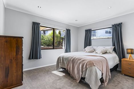 Photo of property in 36 Brian Crescent, Stanmore Bay, Whangaparaoa, 0932