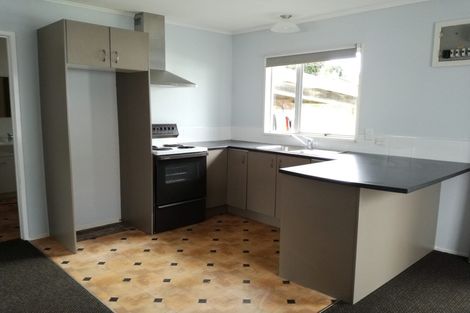 Photo of property in 6 Kenmore Street, Westown, New Plymouth, 4310