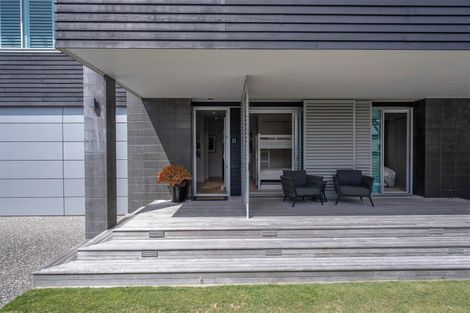 Photo of property in 32 Taumata Road, Omaha, 0986