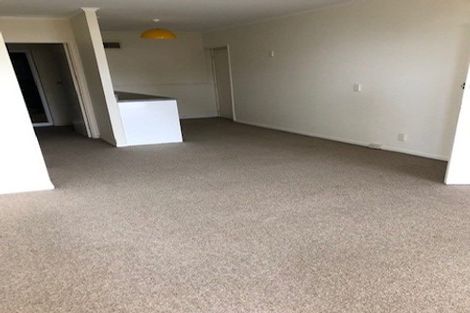 Photo of property in 135 Birkenhead Avenue, Birkenhead, Auckland, 0626