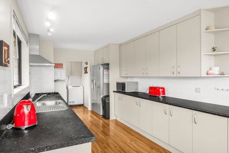 Photo of property in 17 Jacaranda Place, Parklands, Christchurch, 8083