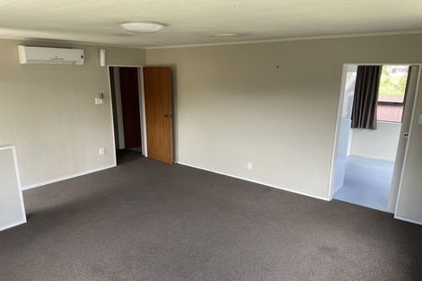 Photo of property in 2/97 Thackeray Street, Trentham, Upper Hutt, 5018