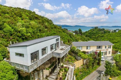 Photo of property in 9 Mulberry Street, Maungaraki, Lower Hutt, 5010