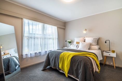 Photo of property in 6/43 Shakespeare Road, Milford, Auckland, 0620