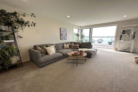 Photo of property in 5 Quarry Road, Mount Pleasant, Christchurch, 8081