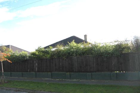 Photo of property in 5 Newall Avenue, Bryndwr, Christchurch, 8052