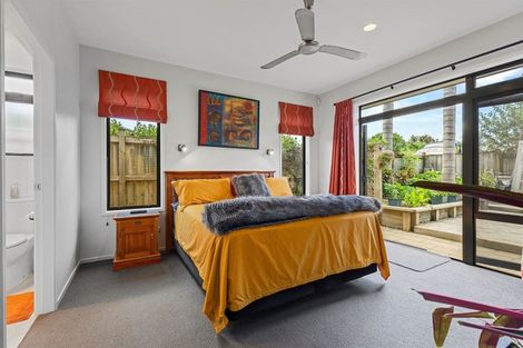 Photo of property in 64 Raukawa Drive, Bethlehem, Tauranga, 3110