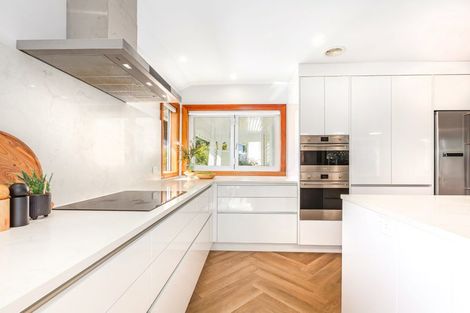 Photo of property in 254 Muritai Road, Eastbourne, Lower Hutt, 5013