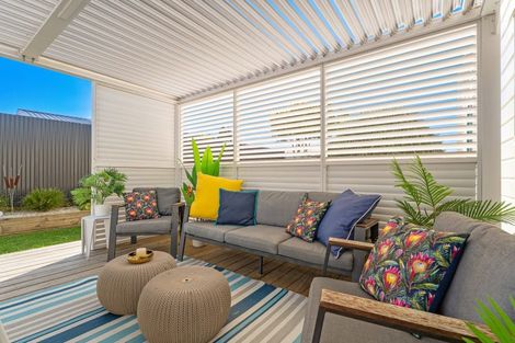 Photo of property in 31 Whitby Avenue, Whitianga, 3510