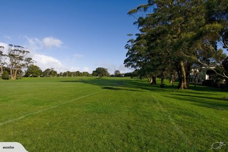 Photo of property in 126 Wheturangi Road, Greenlane, Auckland, 1051