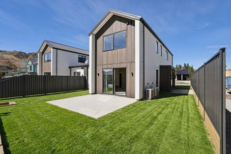 Photo of property in 8 Woods Crescent, Cromwell, 9310