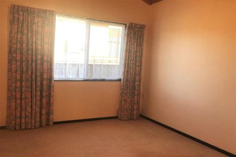 Photo of property in 1/13 Wesley Avenue, Frankleigh Park, New Plymouth, 4310