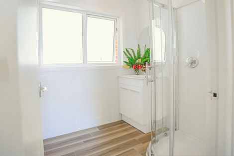 Photo of property in 1/7 Castleton Drive, Howick, Auckland, 2014