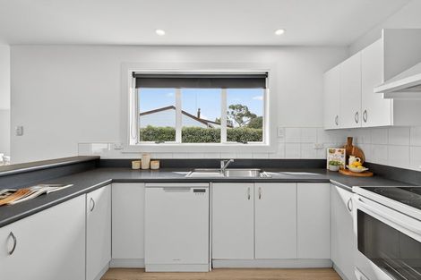 Photo of property in 40 Harrowdale Drive, Avonhead, Christchurch, 8042