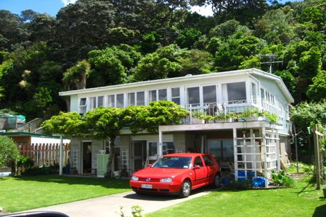 Photo of property in 8 Matakatia Parade, Matakatia, Whangaparaoa, 0930