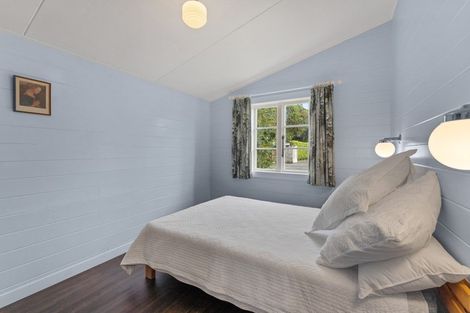 Photo of property in 6 Kapiti Lane, Otaki Beach, Otaki, 5512