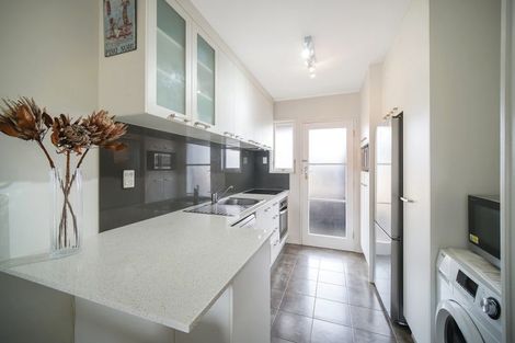 Photo of property in 2/16 Inkerman Street, Onehunga, Auckland, 1061