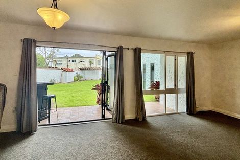 Photo of property in 23/34 Waiwera Place, Waiwera, Orewa, 0994