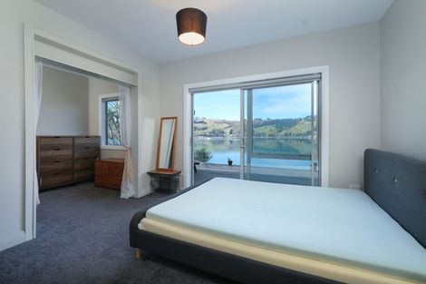 Photo of property in 305 Ravensbourne Road, Ravensbourne, Dunedin, 9022