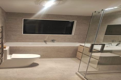 Photo of property in 2 Oakheart Way, Forrest Hill, Auckland, 0620