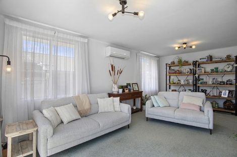 Photo of property in 22 Berkeley Road, Wainuiomata, Lower Hutt, 5014