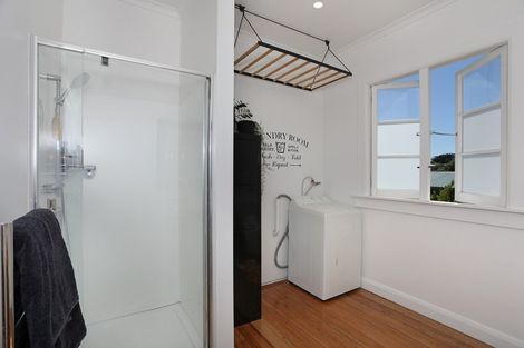 Photo of property in 21 Signal Street, Foxton Beach, Foxton, 4815