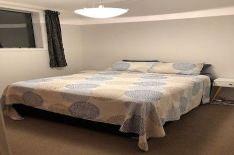 Photo of property in 1/35 Moore Street, Hillcrest, Auckland, 0627