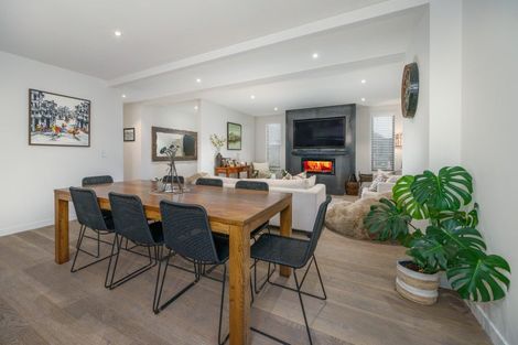 Photo of property in 64 Obelisk Street, Wanaka, 9305