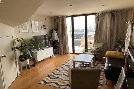 Photo of property in 2/14 Akepiro Street, Mount Eden, Auckland, 1024