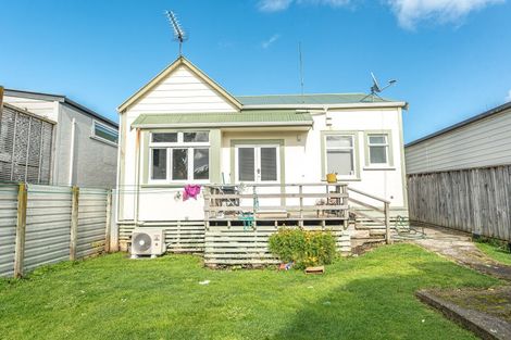 Photo of property in 334 Wicksteed Street, Whanganui, 4500