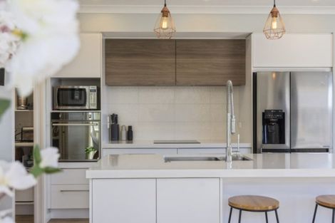 Photo of property in 124 Coast Boulevard, Papamoa Beach, Papamoa, 3118