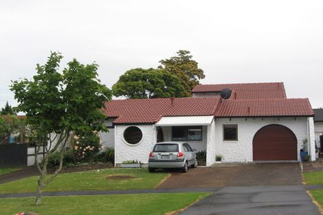 Photo of property in 17a Balgowan Terrace, Conifer Grove, Takanini, 2112