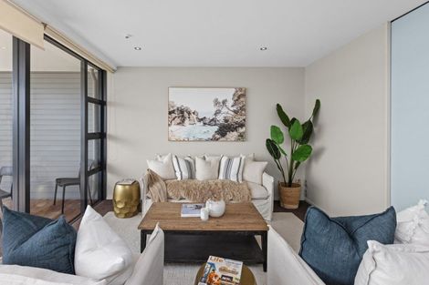 Photo of property in 213/7 Humber Street, Pandora, Napier, 4110