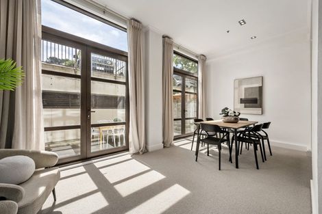 Photo of property in Augusta Apartments, 8/254 Willis Street, Te Aro, Wellington, 6011