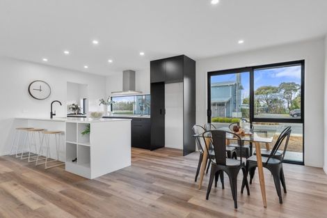 Photo of property in 1 Kakariki Crescent, Carterton, 5713