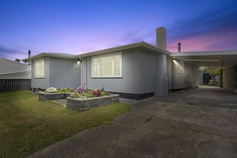 Photo of property in 16 Totara Street, Otaki, 5512