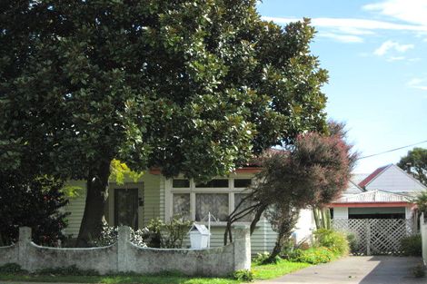 Photo of property in 27 Ferry Road, Clive, 4102