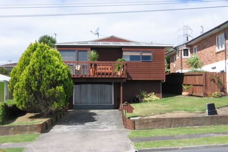 Photo of property in 38 Staveley Avenue, Mount Roskill, Auckland, 1041