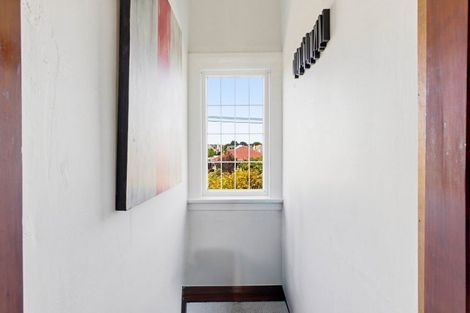 Photo of property in 17 Wycolla Avenue, Saint Clair, Dunedin, 9012