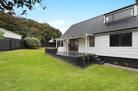 Photo of property in 17 Caulfield Place, Nawton, Hamilton, 3200