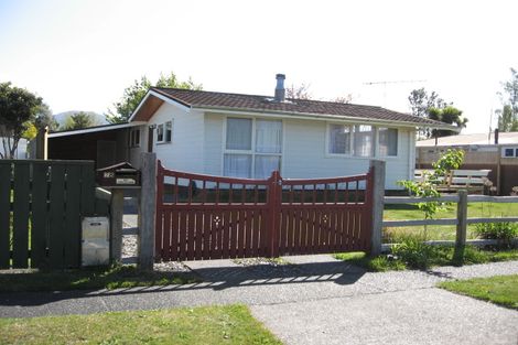 Photo of property in 28 Te Rewha Street, Turangi, 3334