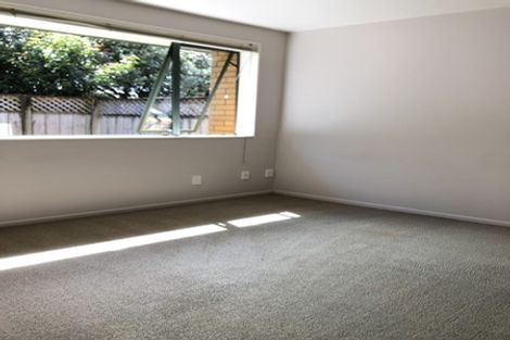 Photo of property in 10 Copplestone Place, New Lynn, Auckland, 0600