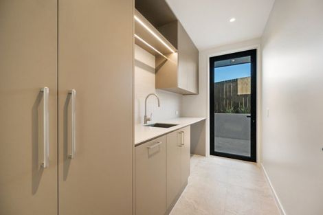 Photo of property in 1 Serpentine Street, Wanaka, 9305