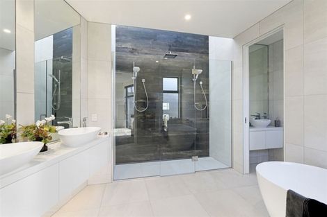 Photo of property in 1a Wood Lane, Fendalton, Christchurch, 8014